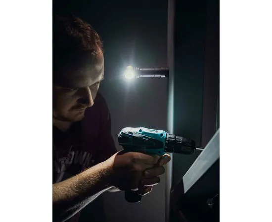 Latarka Armytek Wizard C2 Pro Max Magnet USB (ciepłe światło) - Polunek
