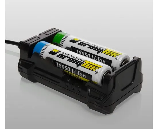 Ładowarka Armytek Handy C2 Pro - Leszek Kaminski 