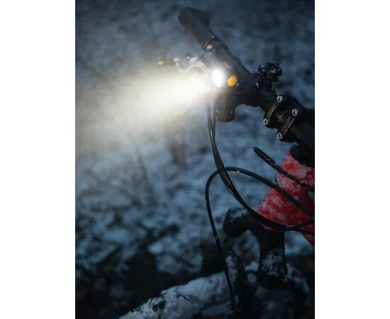 Latarka Armytek Wizard C1 Pro Magnet USB (warm light) - Leszek Kaminski